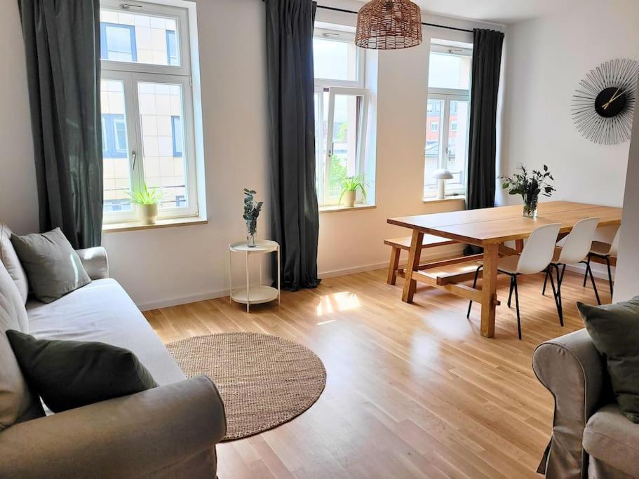 לייפציג Stylisches Zentrales City-Apartment Mit 2 Balkonen מראה חיצוני תמונה