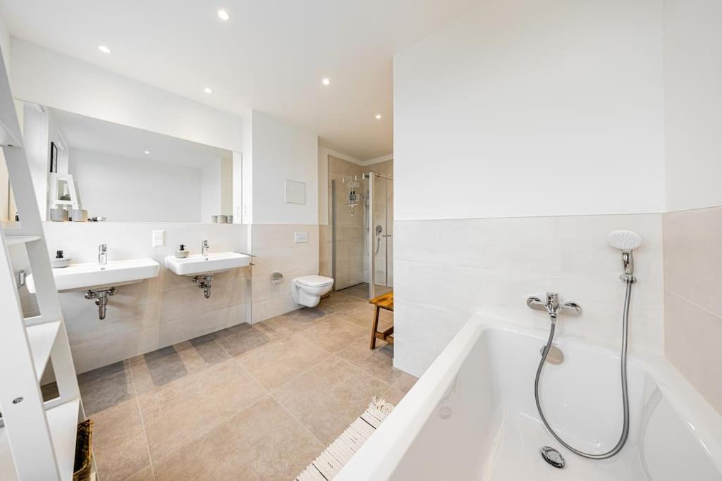 לייפציג Stylisches Zentrales City-Apartment Mit 2 Balkonen מראה חיצוני תמונה