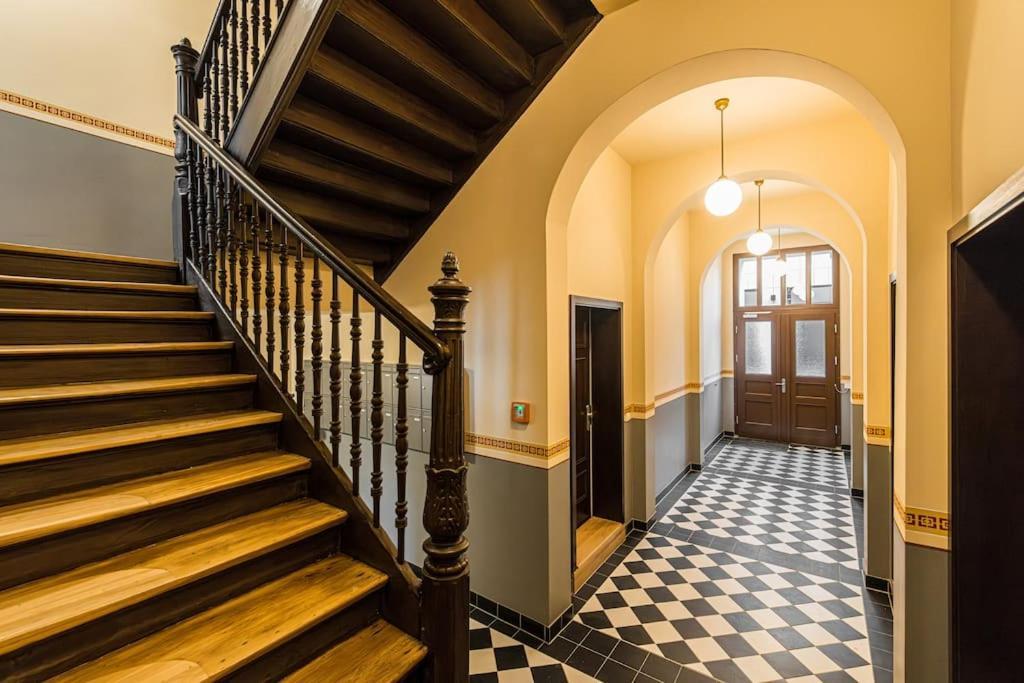 לייפציג Stylisches Zentrales City-Apartment Mit 2 Balkonen מראה חיצוני תמונה